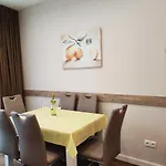 Apartmán Carbona Siesta *