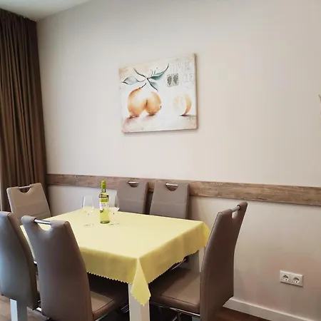 Lägenhet Carbona Siesta *